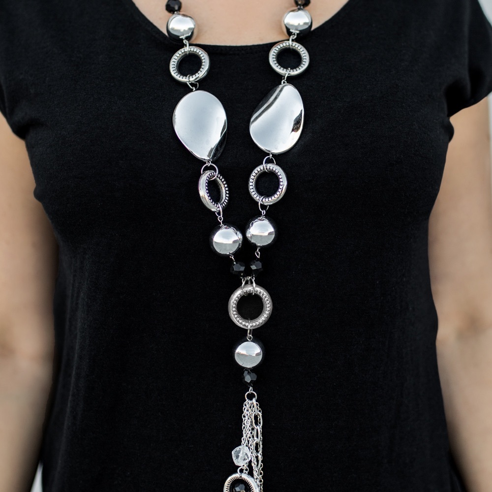 Necklace and earrings set